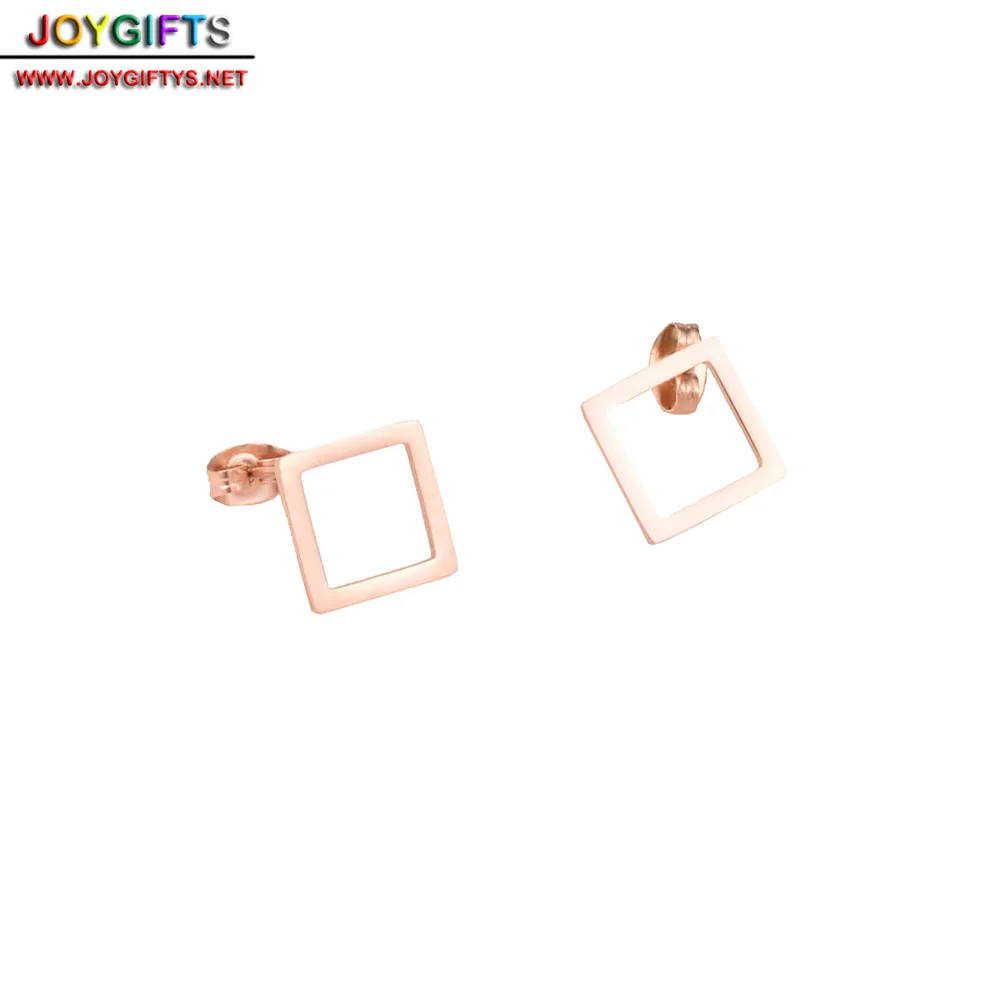 Earrings (Style 1022)